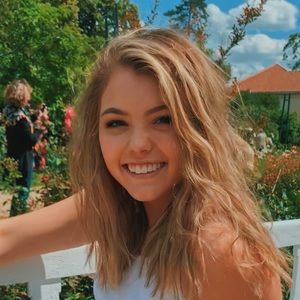 Meet your Posher, Marissa